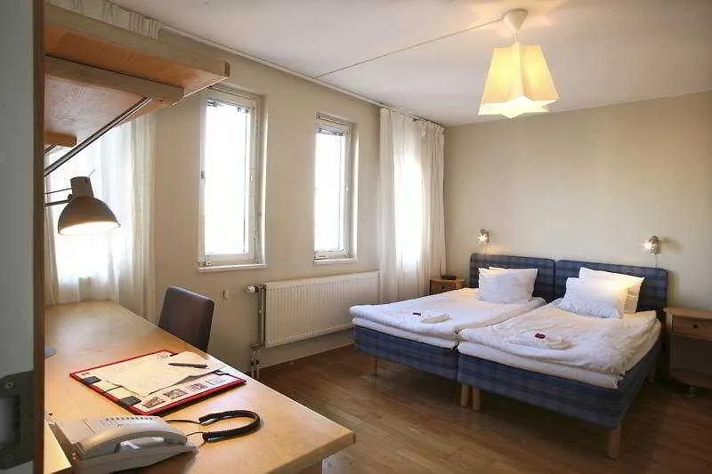 Forenom Aparthotel Stockholm Alvik Hotel